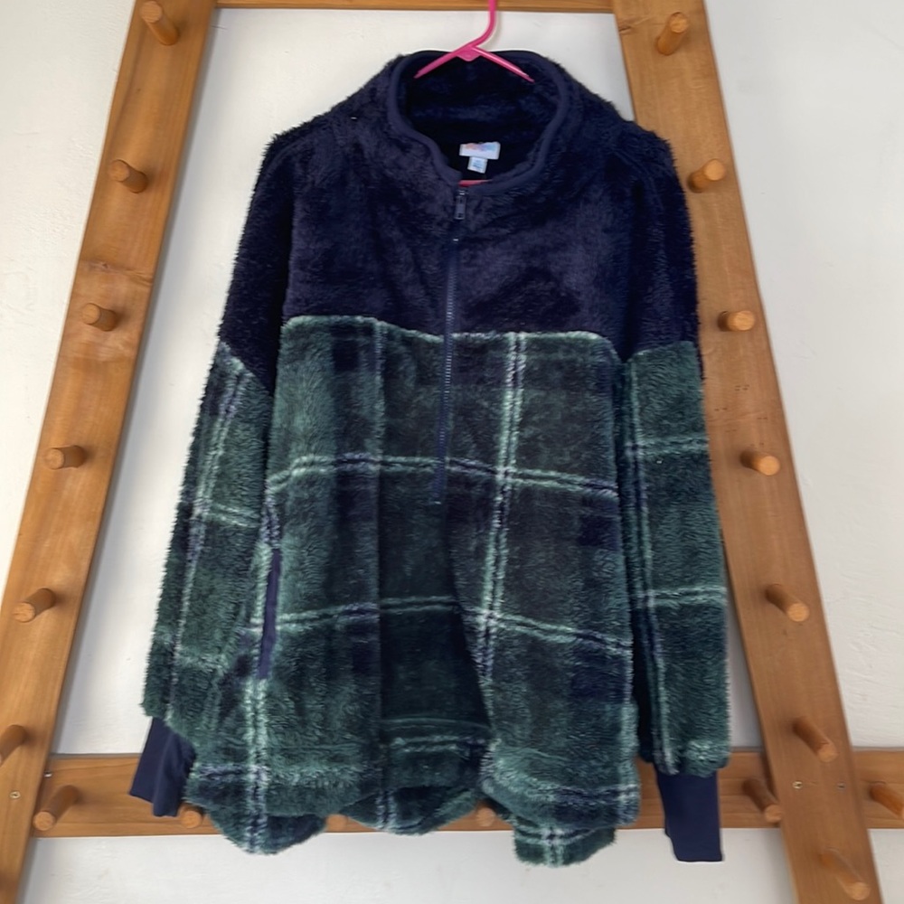 LulaRoe Pullover Jacket
